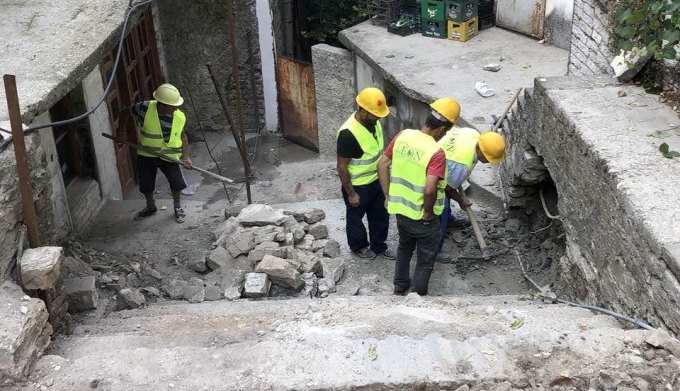 Nis puna per rehabilitimin e Qafes se Pazarit ne Gjirokaster - Ja nderhyrjet kryesore